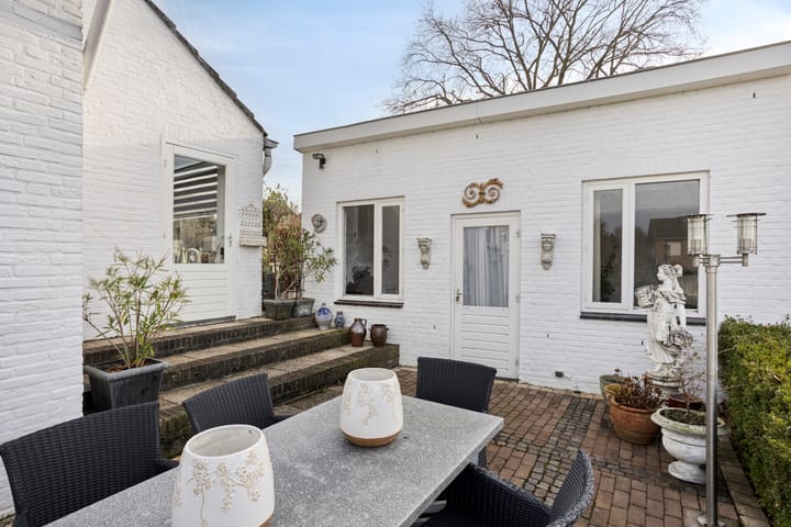 Foto 25 van van Caldenborghstraat 3