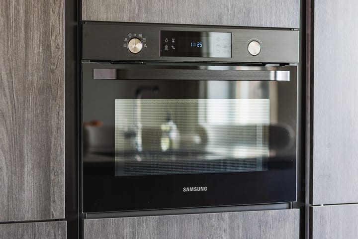 Photo 6 of Tollensstraat 105-B