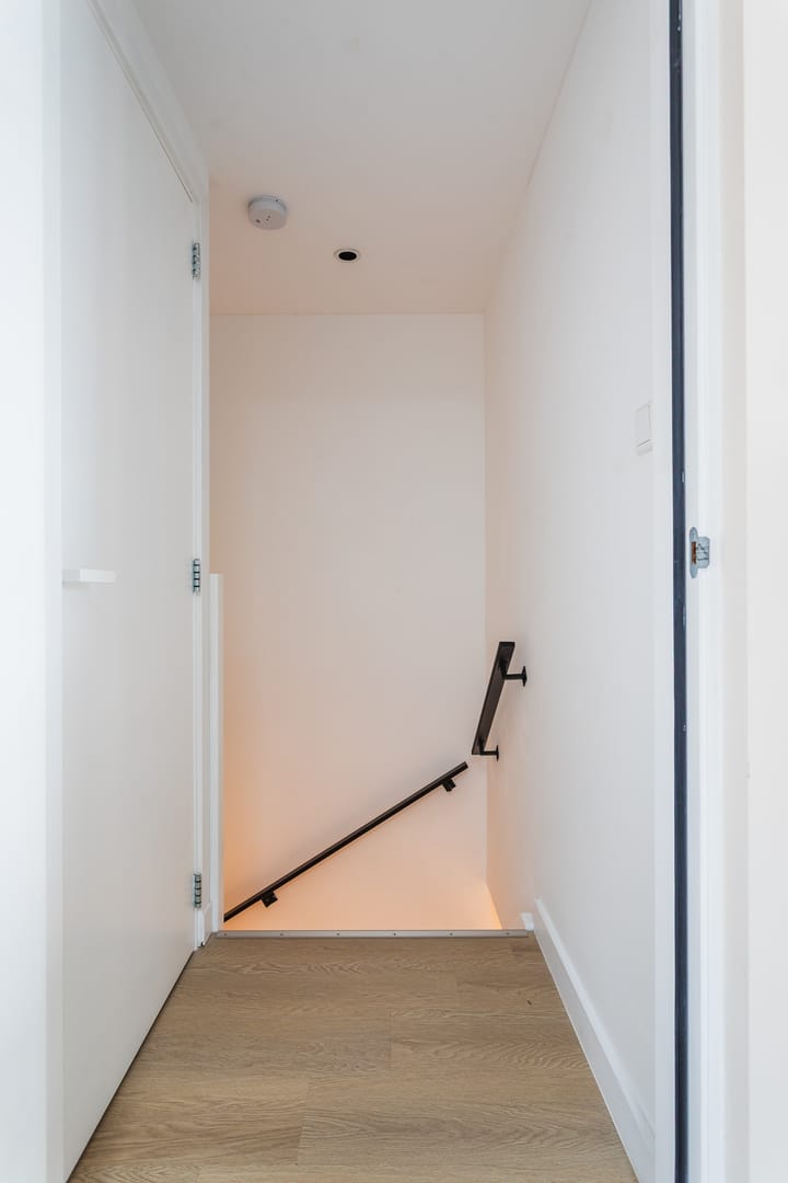 Photo 15 of Tollensstraat 105-B