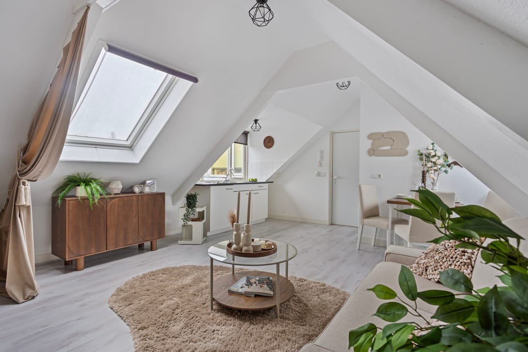 Foto 2 van Koninginnelaan 18-05