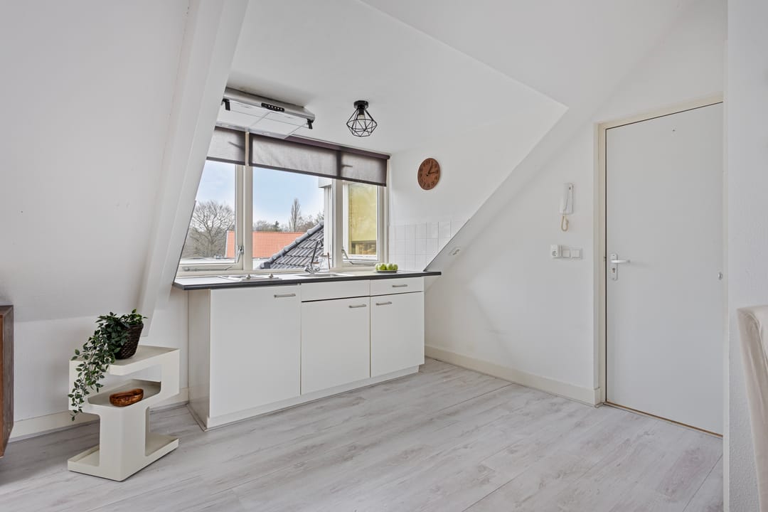 Foto 11 van Koninginnelaan 18-05