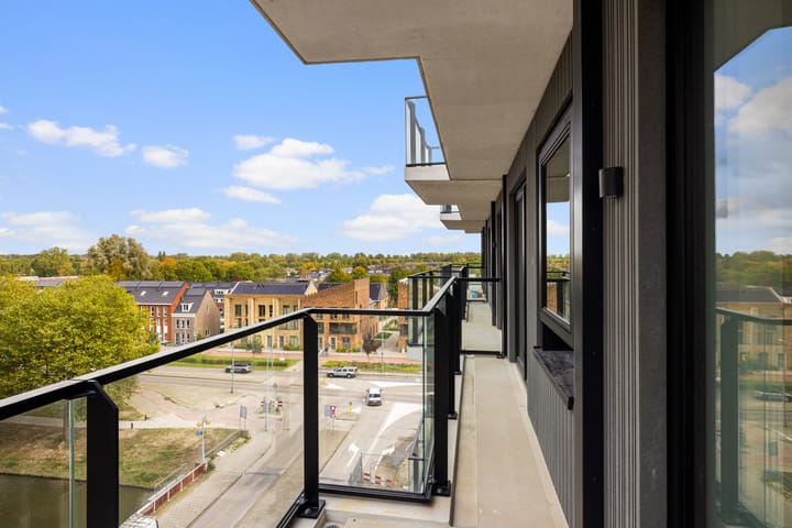 Foto 18 van Niemeyerstraat 61