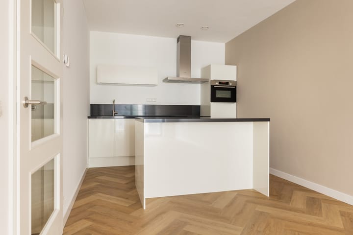 Foto 21 van Niemeyerstraat 61