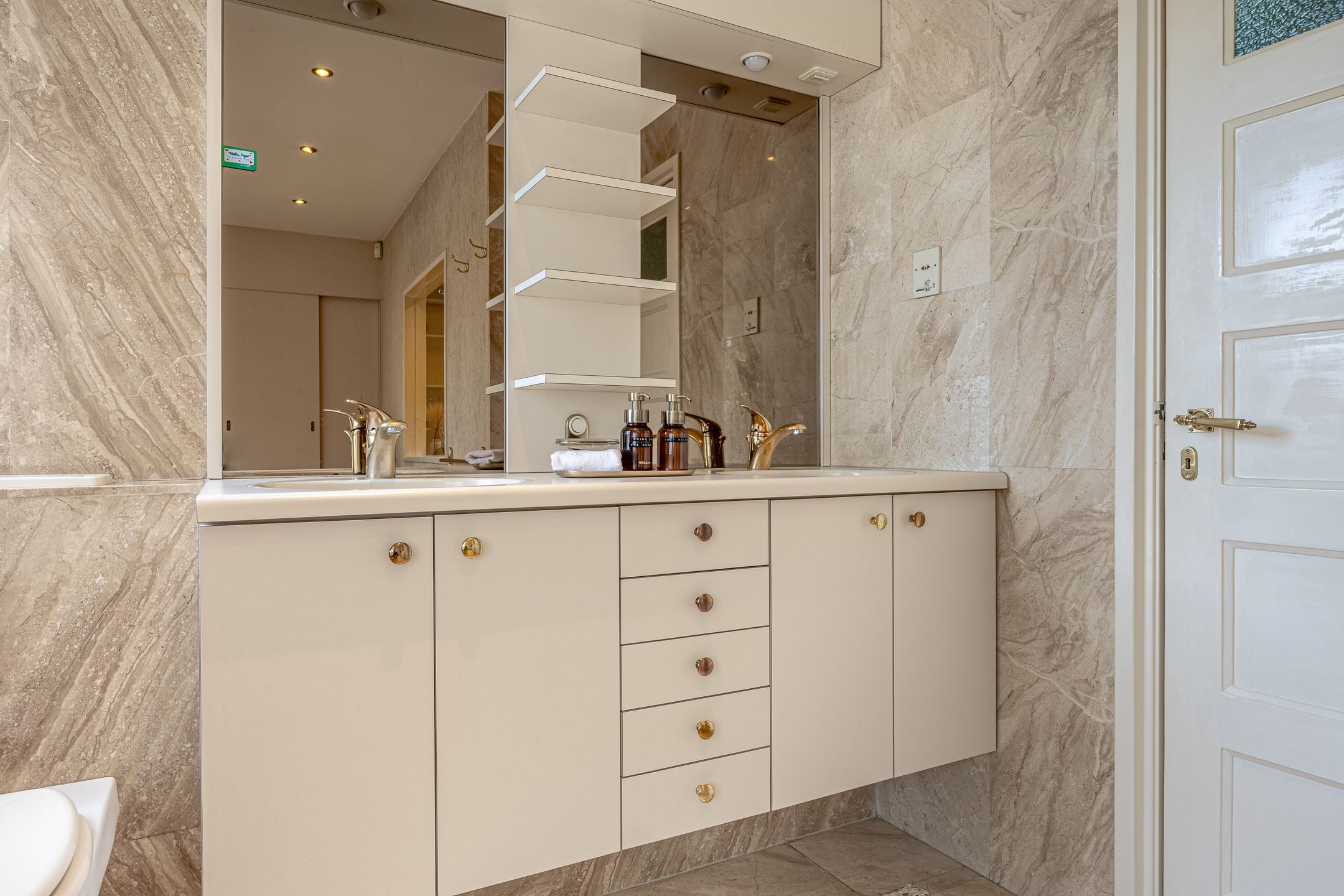 Foto 39 van Kennemerstraatweg 165