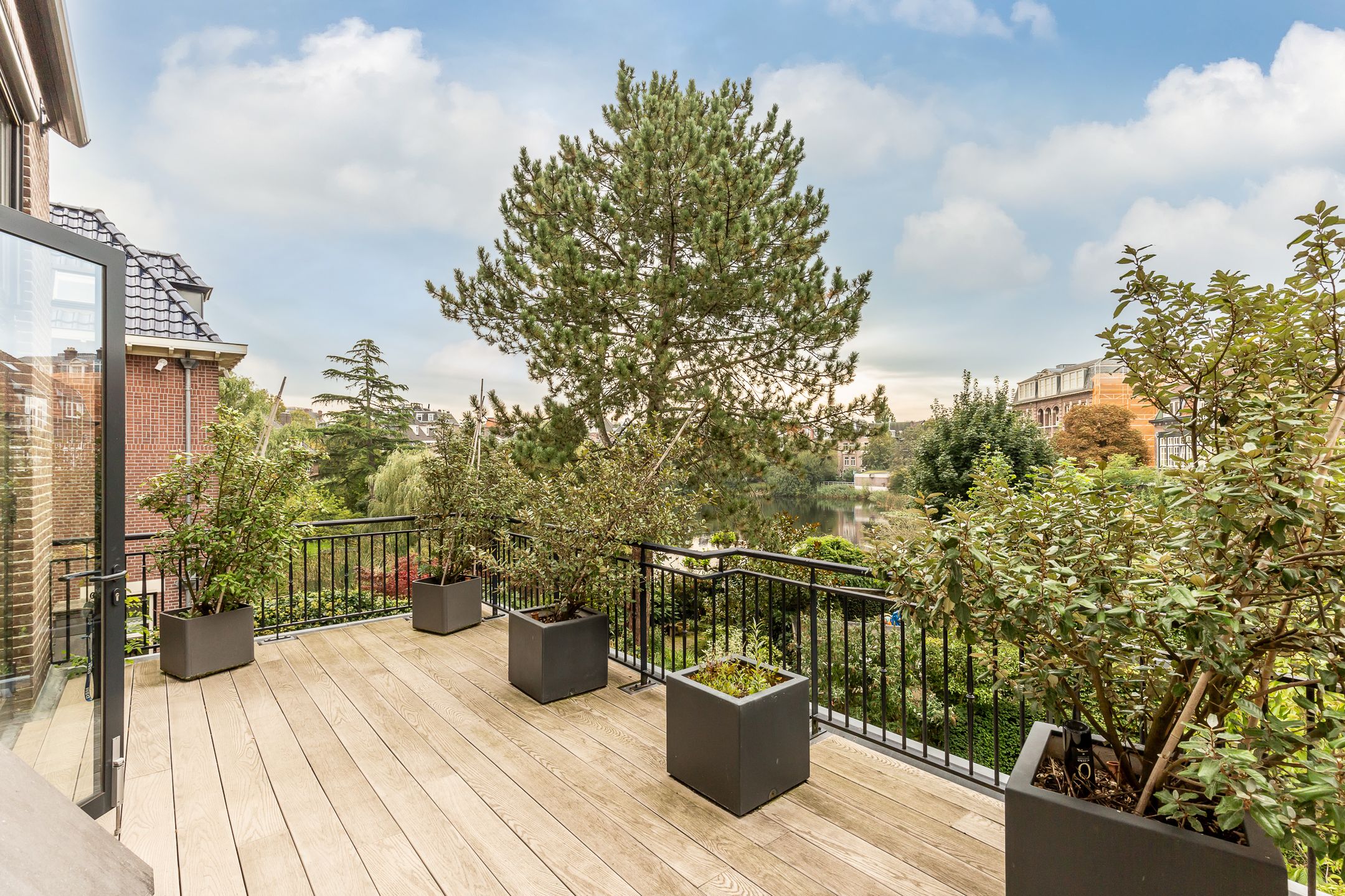 Photo 30 of Oranje Nassaulaan 67