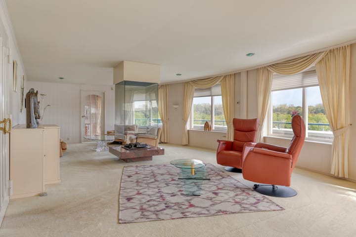 Photo 6 of Leeghwaterstraat 36