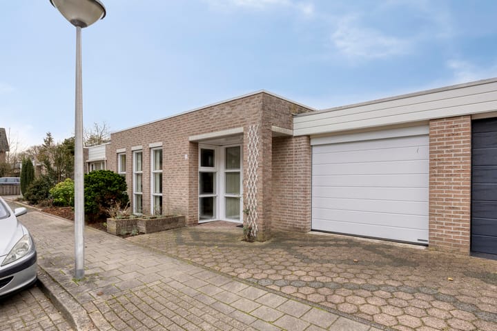 Photo 6 of Maaseikstraat 3