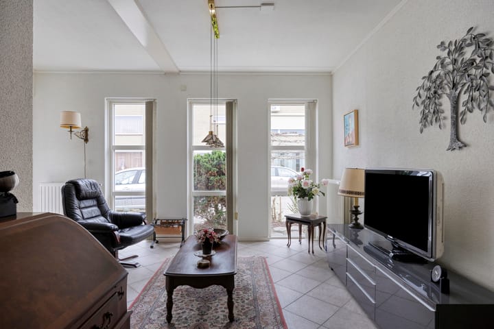 Photo 13 of Maaseikstraat 3