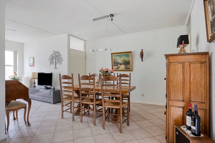 Photo 21 of Maaseikstraat 3