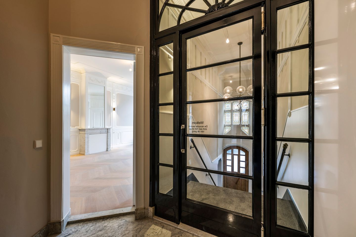 Bekijk foto 2 van Honthorststraat 30