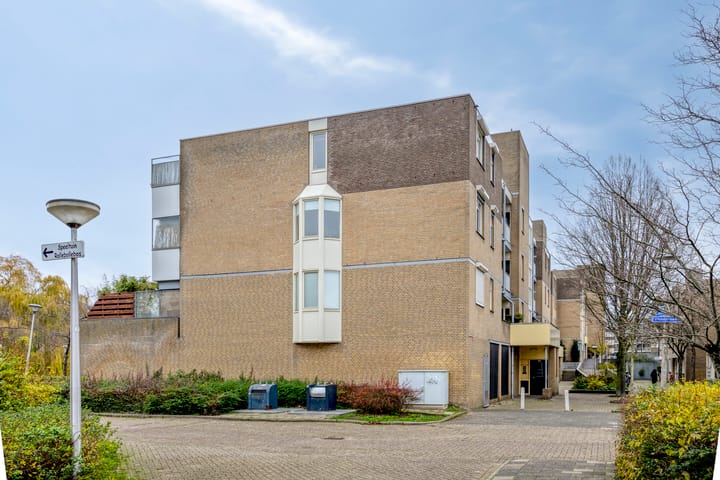 Photo 35 of Henry Moorepassage 278