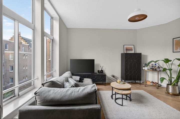 Foto 3 van Van Houweningenstraat 76-3