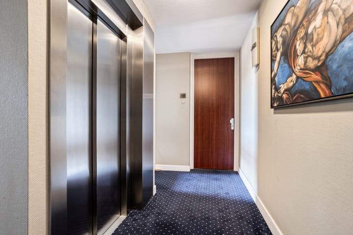 Photo 8 of Wilhelminaplein 24