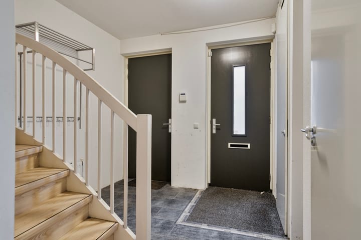 Photo 2 of Galjoen 10 7