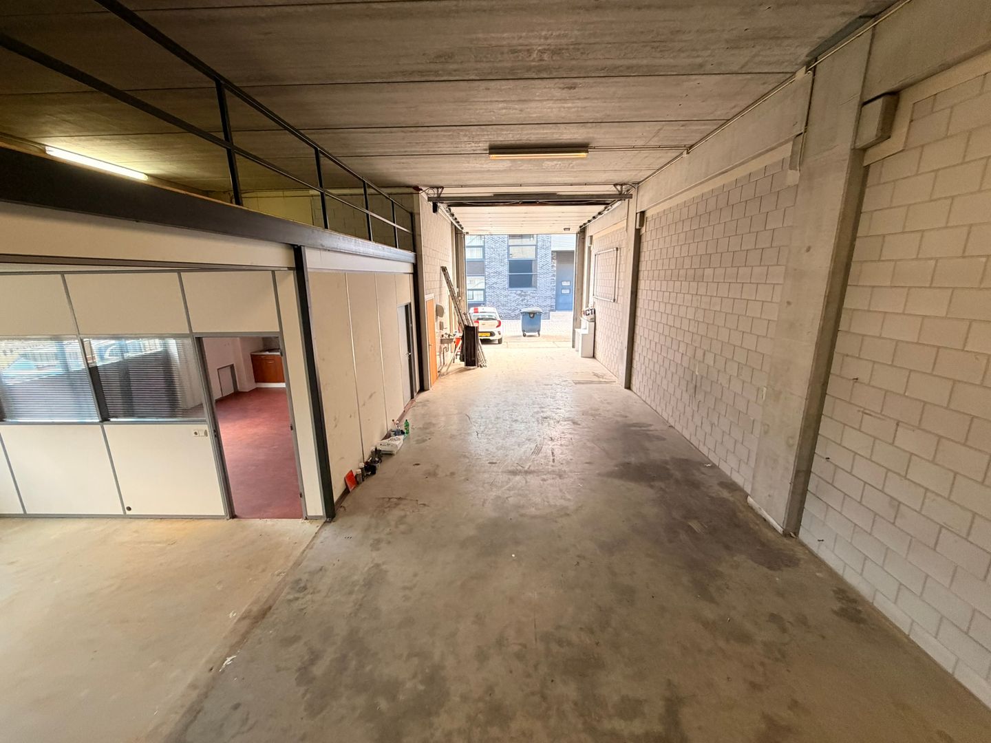 Bekijk foto 3 van Leemidden 22