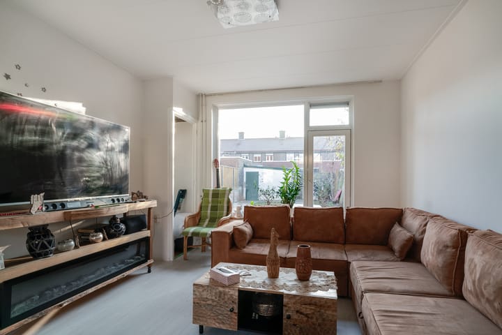 Photo 10 of Rozemarijnstraat 9