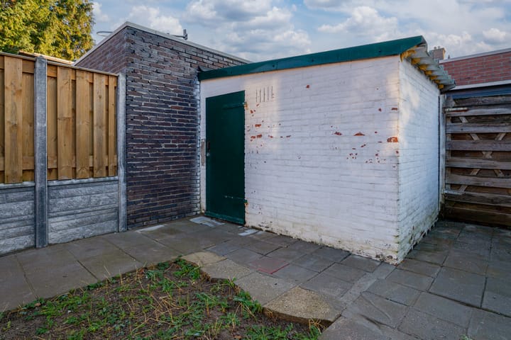 Photo 16 of Rozemarijnstraat 9