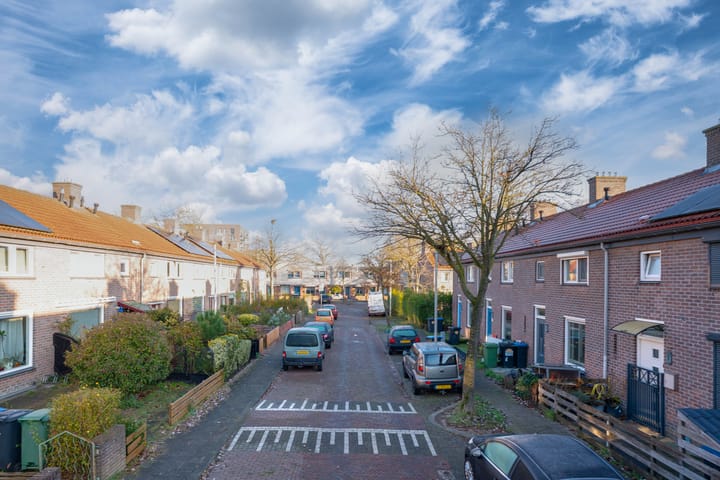 Photo 33 of Rozemarijnstraat 9