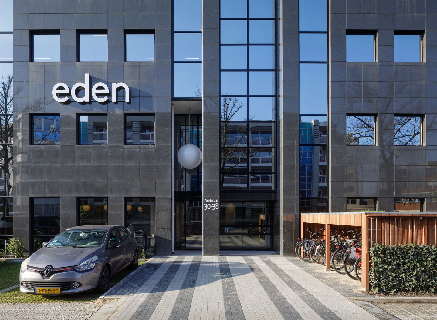 View photo 2 of Paradijslaan 30-38
