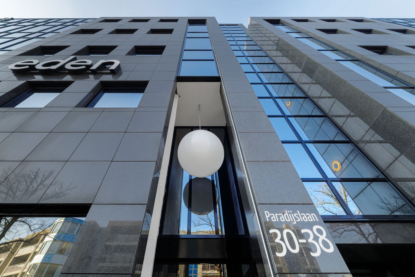 View photo 3 of Paradijslaan 30-38