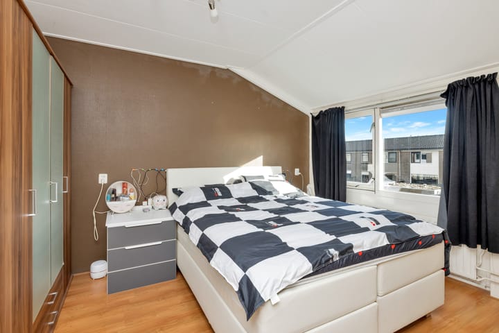 Foto 23 van Kruiszwin 4116