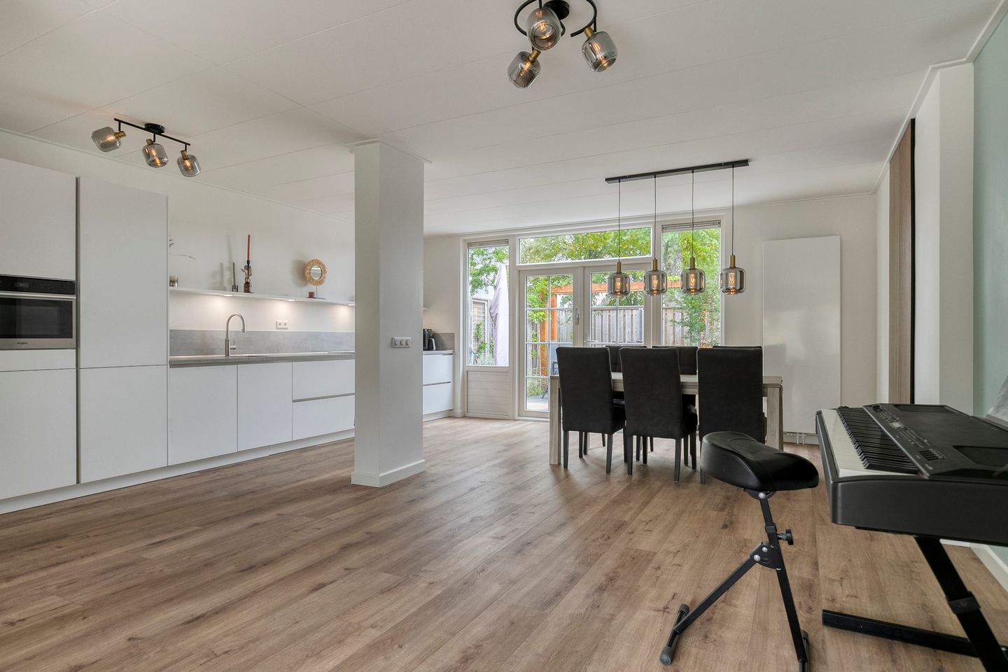 Foto 10 van Warmoeziershof 65