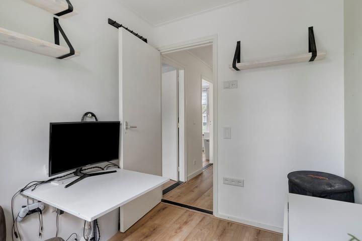 Foto 23 van Warmoeziershof 65