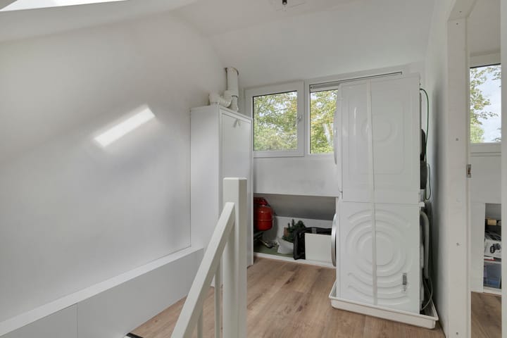 Foto 25 van Warmoeziershof 65