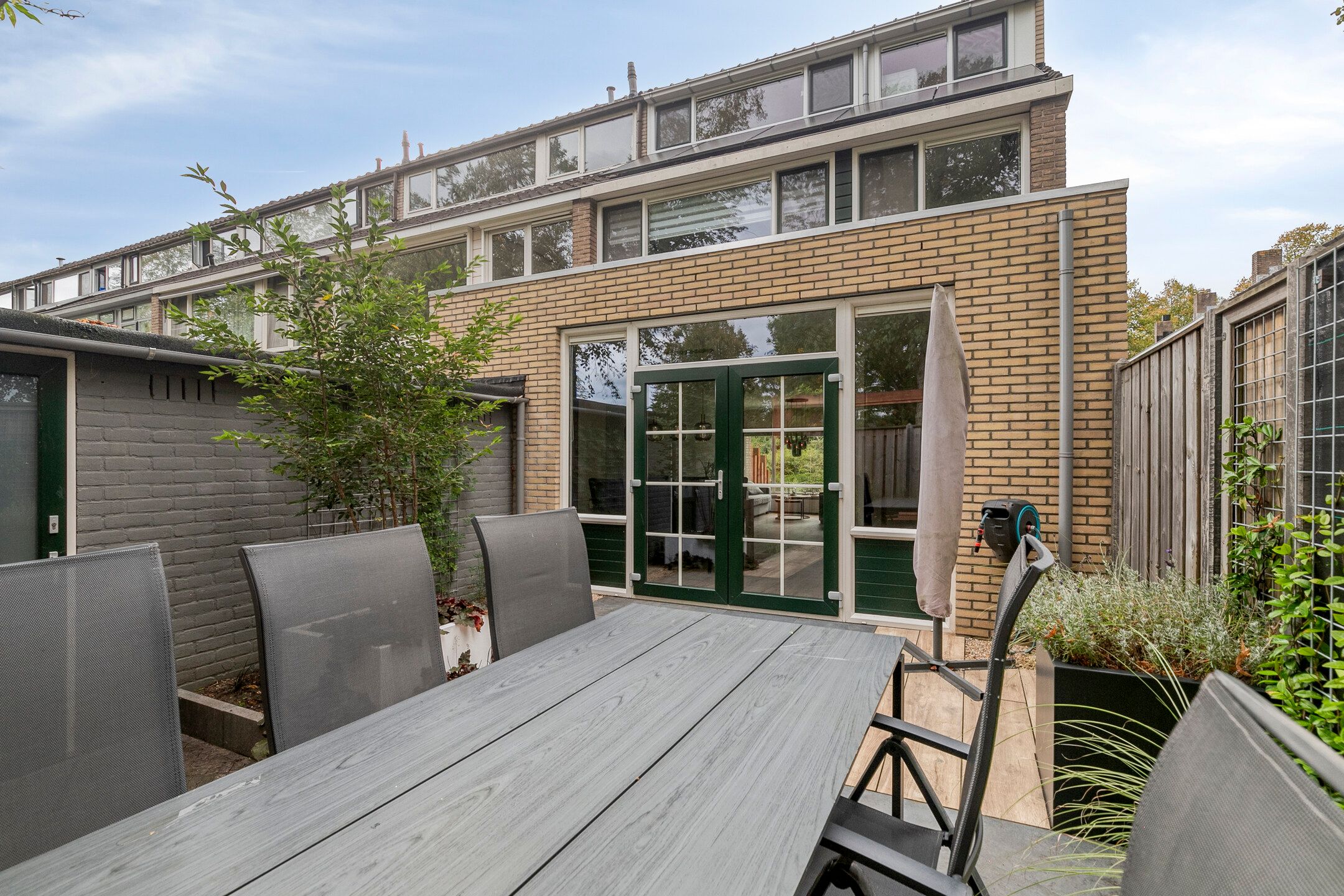 Foto 33 van Warmoeziershof 65