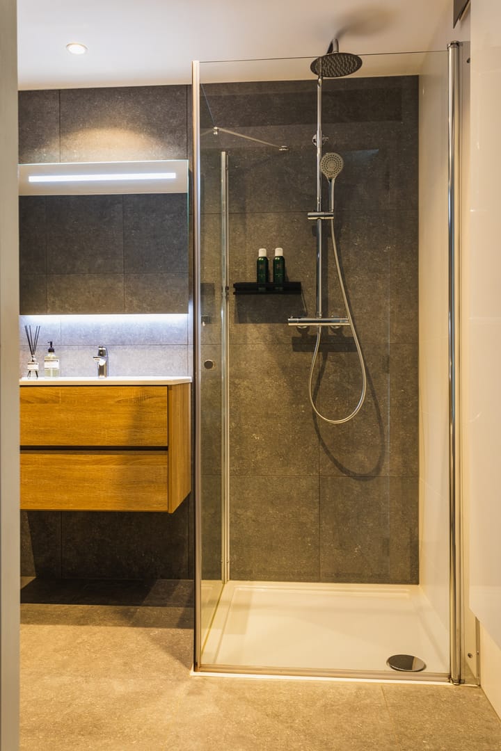 Photo 21 of Tollensstraat 105-B