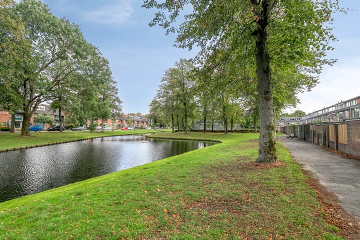 Foto 41 van Warmoeziershof 65