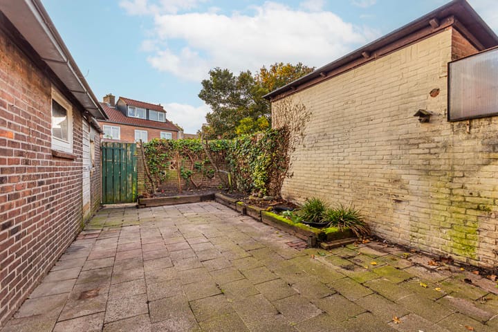 Photo 17 of Nicolaas Pienemanstraat 17