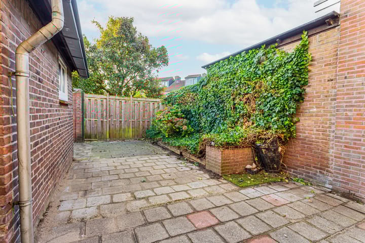 Photo 16 of Nicolaas Pienemanstraat 15