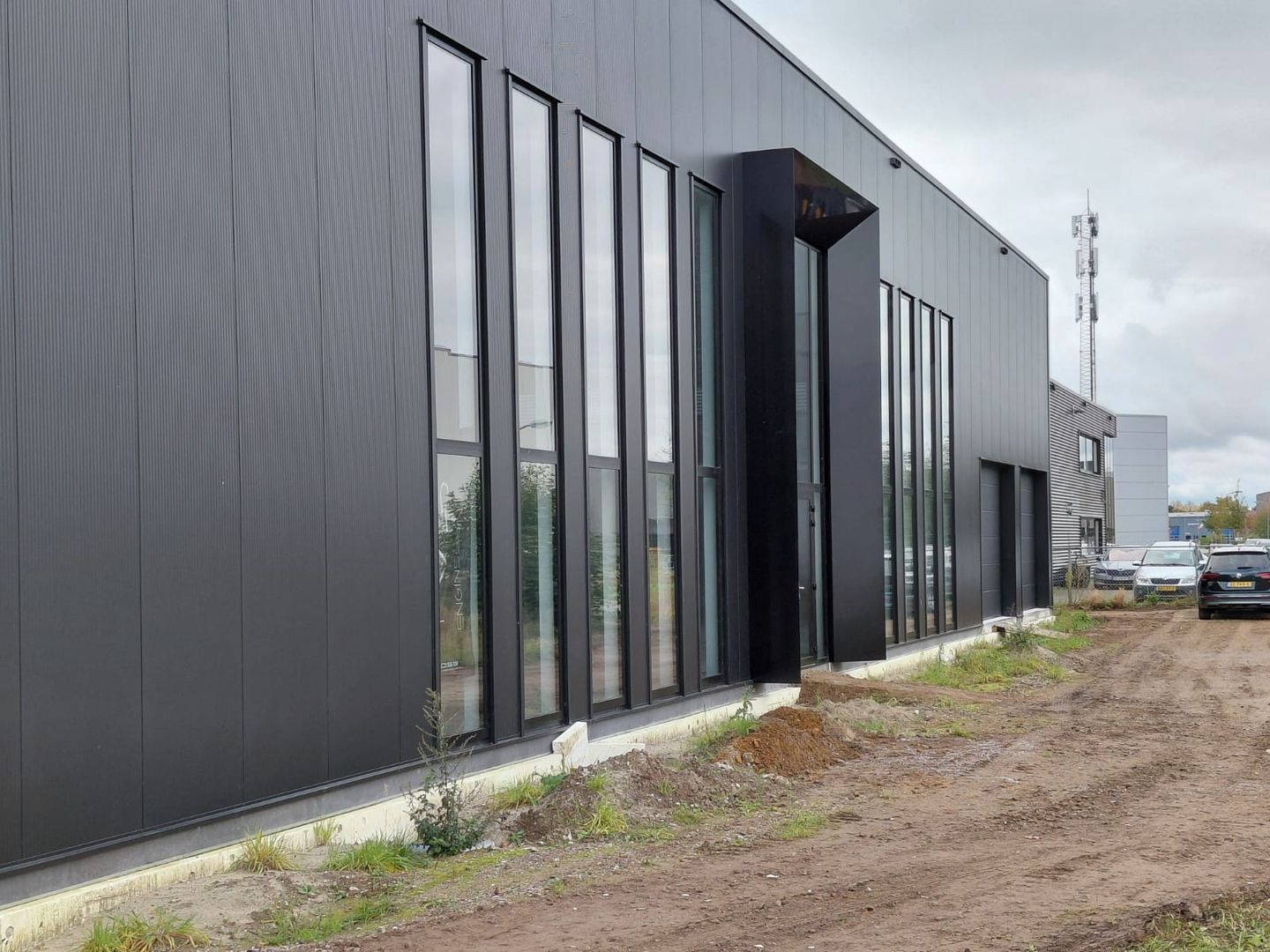 View photo 5 of Euroweg 13