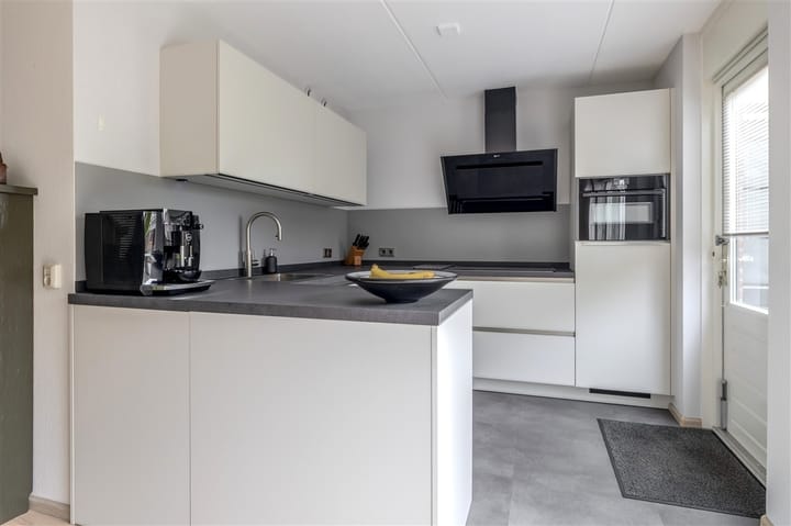 Photo 3 of Jan Tooroplaan 4