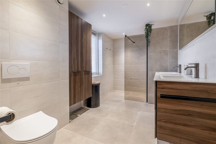 Photo 4 of Jan Tooroplaan 4