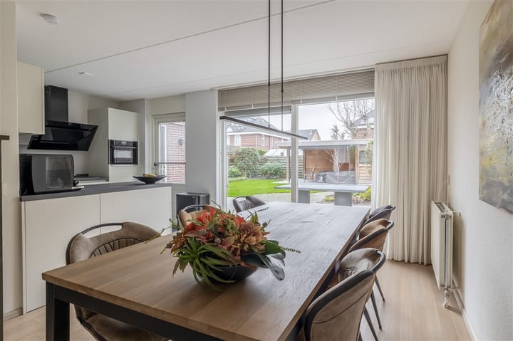 Photo 16 of Jan Tooroplaan 4