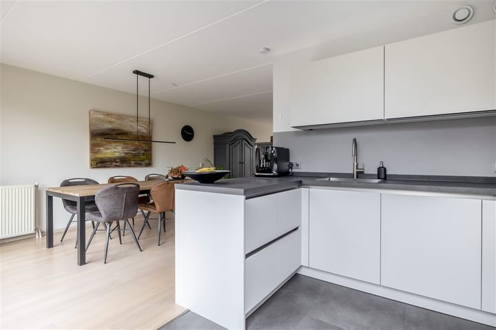 Photo 19 of Jan Tooroplaan 4