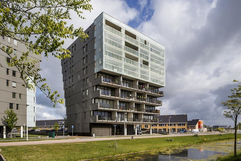 Foto 1 van Luzernevlinder 17