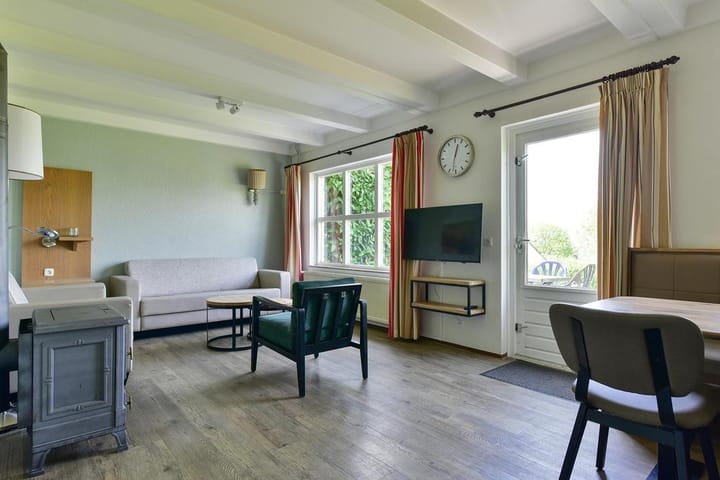 Foto 4 van Randweg 21-029