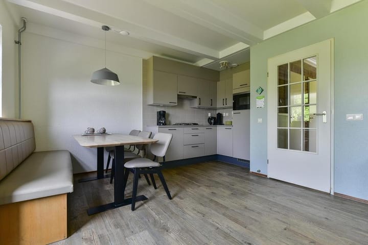 Foto 7 van Randweg 21-029