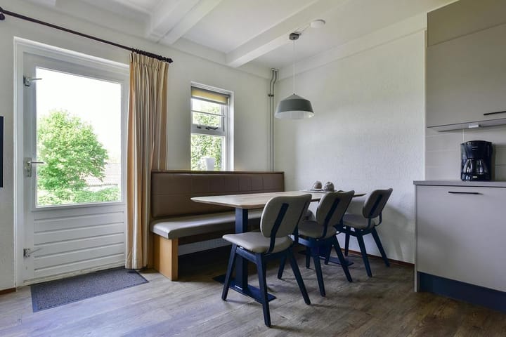 Foto 9 van Randweg 21-029