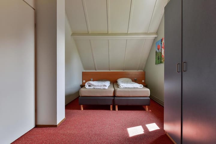 Foto 15 van Randweg 21-029