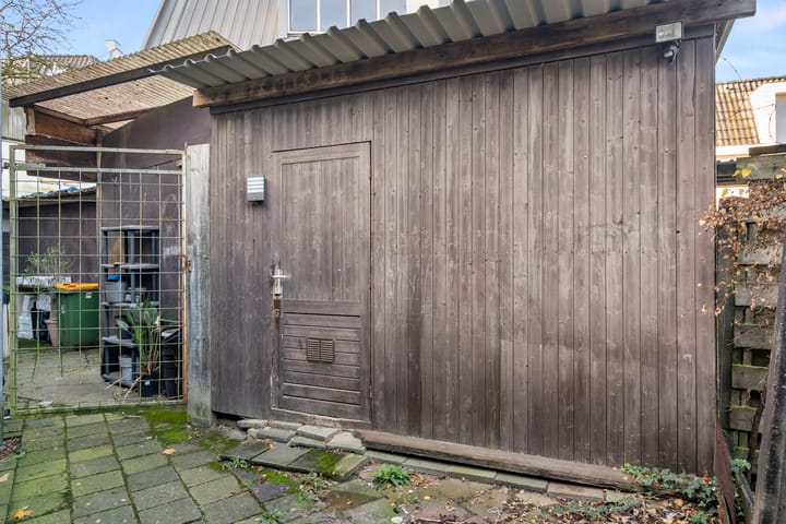 Photo 6 of Dorpsstraat 16-B