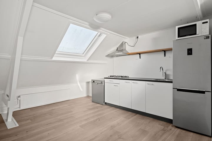 Photo 18 of Dorpsstraat 16-B