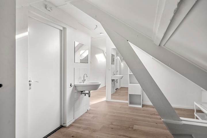 Photo 28 of Dorpsstraat 16-B