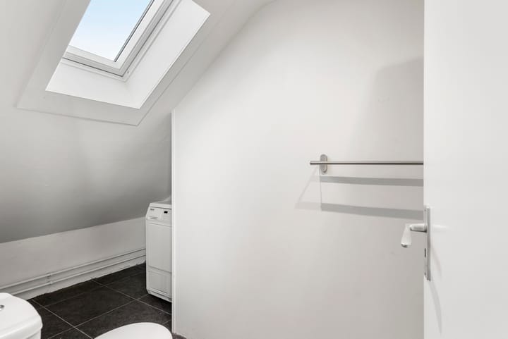 Photo 29 of Dorpsstraat 16-B