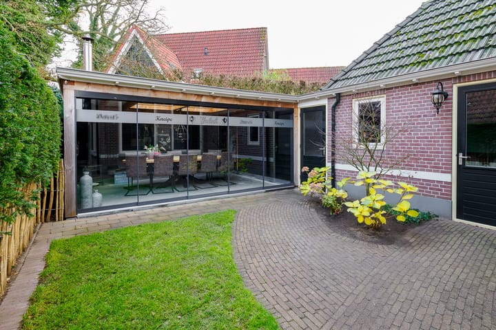 Photo 31 of Hoofdstraat 5