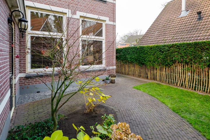 Photo 32 of Hoofdstraat 5