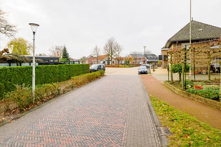 Photo 39 of Hoofdstraat 5